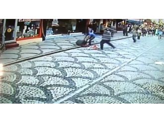 Taşlı sopalı kavga güvenlik kamerasında