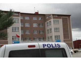 Ardahan’da ’paralel yapı’ operasyonu