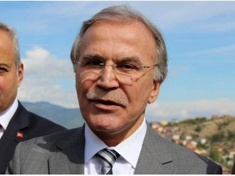 AK Parti’den Merkel’e jet cevap