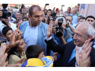 Göçmen derneklerinin temsilcileriyle buluştu