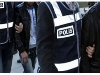 Uyuşturucu satıcılarına polis baskını: 25 gözaltı