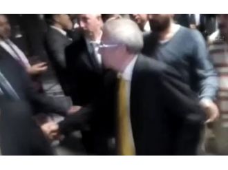 İlk tebrikleri duruşma salonunda aldı