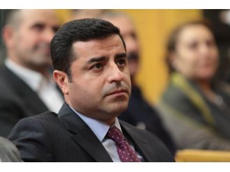 Basın toplantısı öncesinde yoğun güvenlik önlemi