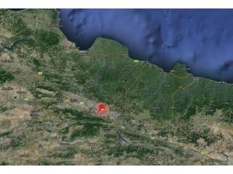 Deprem anında korku dolu anlar