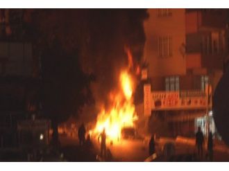 Korsan gösteriye polis müdahale etti