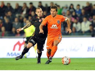 Emre Belözoğlu: "Fenerbahçe tarihine..."