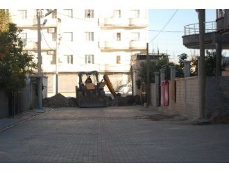 PKK ateşkes diyor, teröristler hendek kazıp ağır silahlarla dolaşıyor