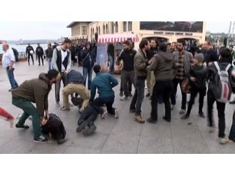Kadıköy’de eylemcilere müdahale