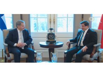 Davutoğlu Finlandiya Cumhurbaşkanı ile görüştü