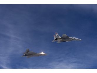 Rusya: 40 IŞİD hedefini vurduk