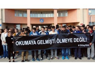 Öğrenci arkadaşları Dilay için yürüdü