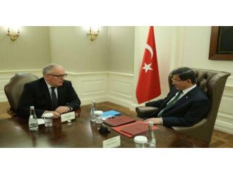 AB Komisyonu Başkan Yardımcısı Başbakanlıkta