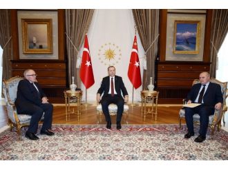 Erdoğan Timmermans ve Avramopulos’u konuk etti