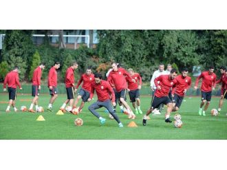 Galatasaray’da 3 eksik