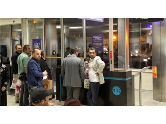 Havalimanında rötar kavgası