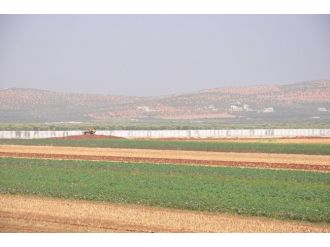 Sınıra Türk seddi !