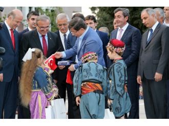 Başbakan’ı duygulandıran şiir