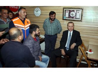 Erdoğan esnafla çay içip sohbet etti