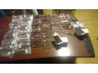 Bir ayda 8 iş yerini soydu !