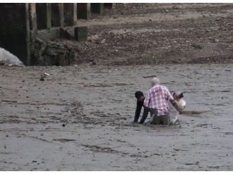 Fotoğrafçı çifti böyle kurtardı