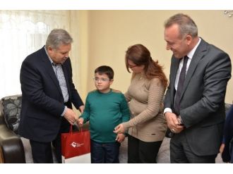 Şehit kızı duygulandırdı: "Benim bilgisayarım yok ama..."