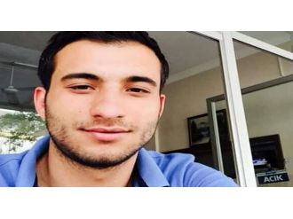 Arkadaşı kalbinden bıçaklayarak öldürdü!