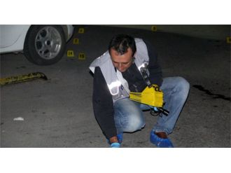 Acil önünde baba ve oğula kurşun yağmuru: 2 ölü