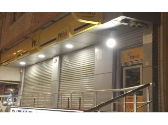 Teröristler ATM’ye bomba attı