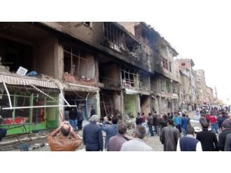 Şemdinli savaş alanına döndü