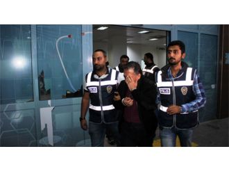 Hacı kıyafetiyle soyguna kalkıştılar