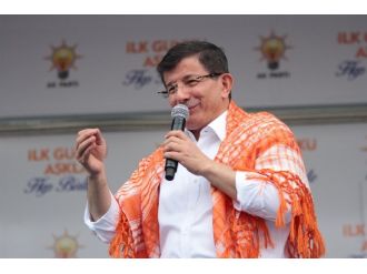 Davutoğlu’ndan Oktay Vural’a hızlı tren tepkisi