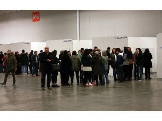 İsveç’te oy kullanma işlemi başladı