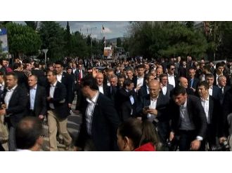 Başbakan esnaf ziyareti yaptı