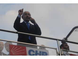 AK Parti’yi eleştirdi