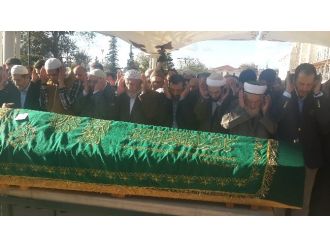 Erbakan’ın yeğeni son yolculuğuna uğurlandı