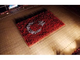 2015 kişiyle oluşturuldu