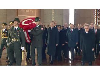Devletin zirvesi Anıtkabir’de