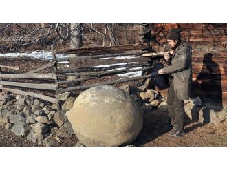 1 tonluk taşı çaldılar