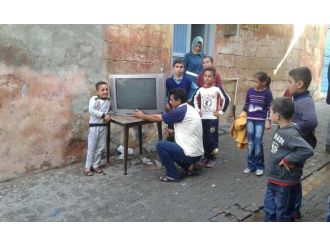 Faruk Çelik için sokağa televizyon kurdular