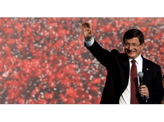 Davutoğlu Diyarbakır’dan ayrıldı