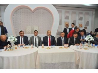 Yalçın Akdoğan’dan Bahçeli ve Demirtaş’a sert göndermeler