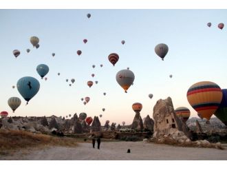 Turizm gelirleri düştü