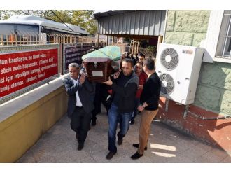 Annesi kayboldu, babası öldü, kardeşi intihar etti..