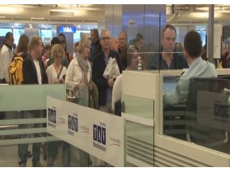 Seçim için tatilden erken döndüler