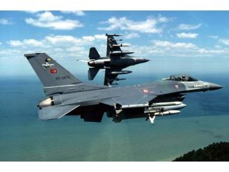 Türk F-16’lar IŞİD hedeflerini vurdu