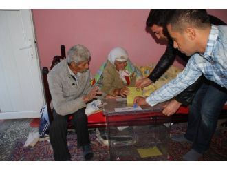 Bu köyde sadece iki kişi oy kullandı