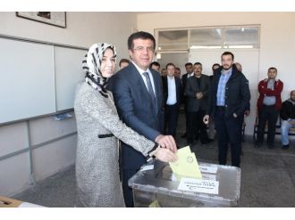 Bakan Zeybekçi oyunu Denizli’de kullandı