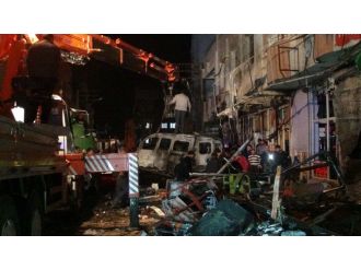 Ortalık savaş alanına döndü: 1 ölü, 26 yaralı