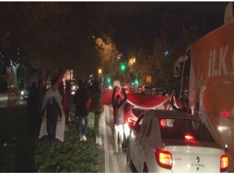 Seçim zaferi İstanbul’da böyle kutlandı