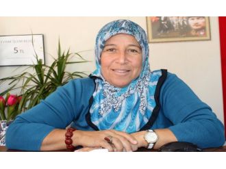 Örtülü muhtara seçim tacizi